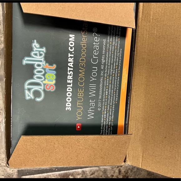 3Doodler Start Essentials 3D Pen Set For Kids with Free Refill Filament STEM Toy - Picture 3 of 10